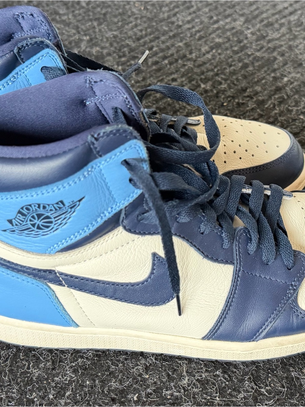 Jordan Mid-Top Sneakers in Navy and Light Blue